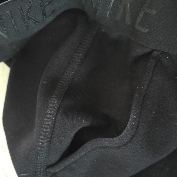 Nike Sweatpants - Picture 5 of 7